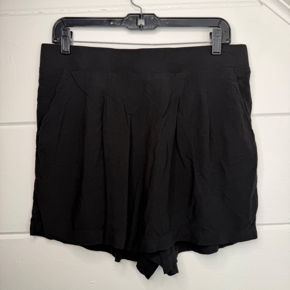 Torrid 0X Black Shorts Challis‎ Pull On Stretch Waist XL Minimalist Flowy